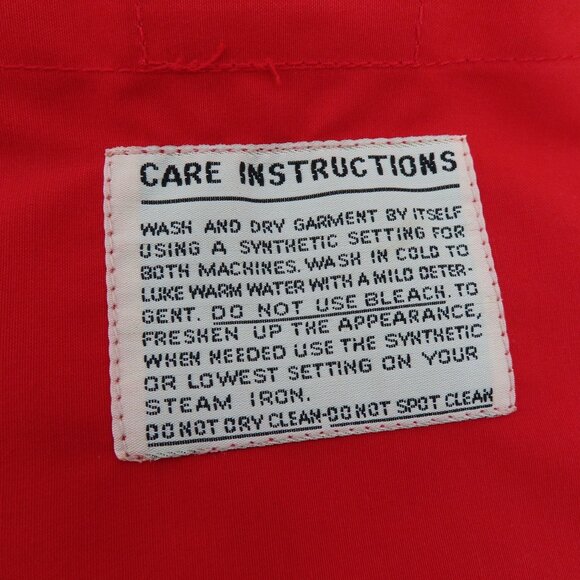 VTG The North Face Women 14 Large Solid Red Snap Front Vest Zip Pockets NEW Tags - Picture 11 of 15